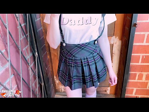 ❤️ Schoolgirl Sucks ya dick miri emi na iberibe kama klaasị. ☑  Ihe na-akpali agụụ mmekọahụ n'ụlọ  ☑